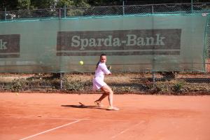 E5BB2A05-ECB3-4EE1-8FA6-02F4C3FAD3A1 1 105 c